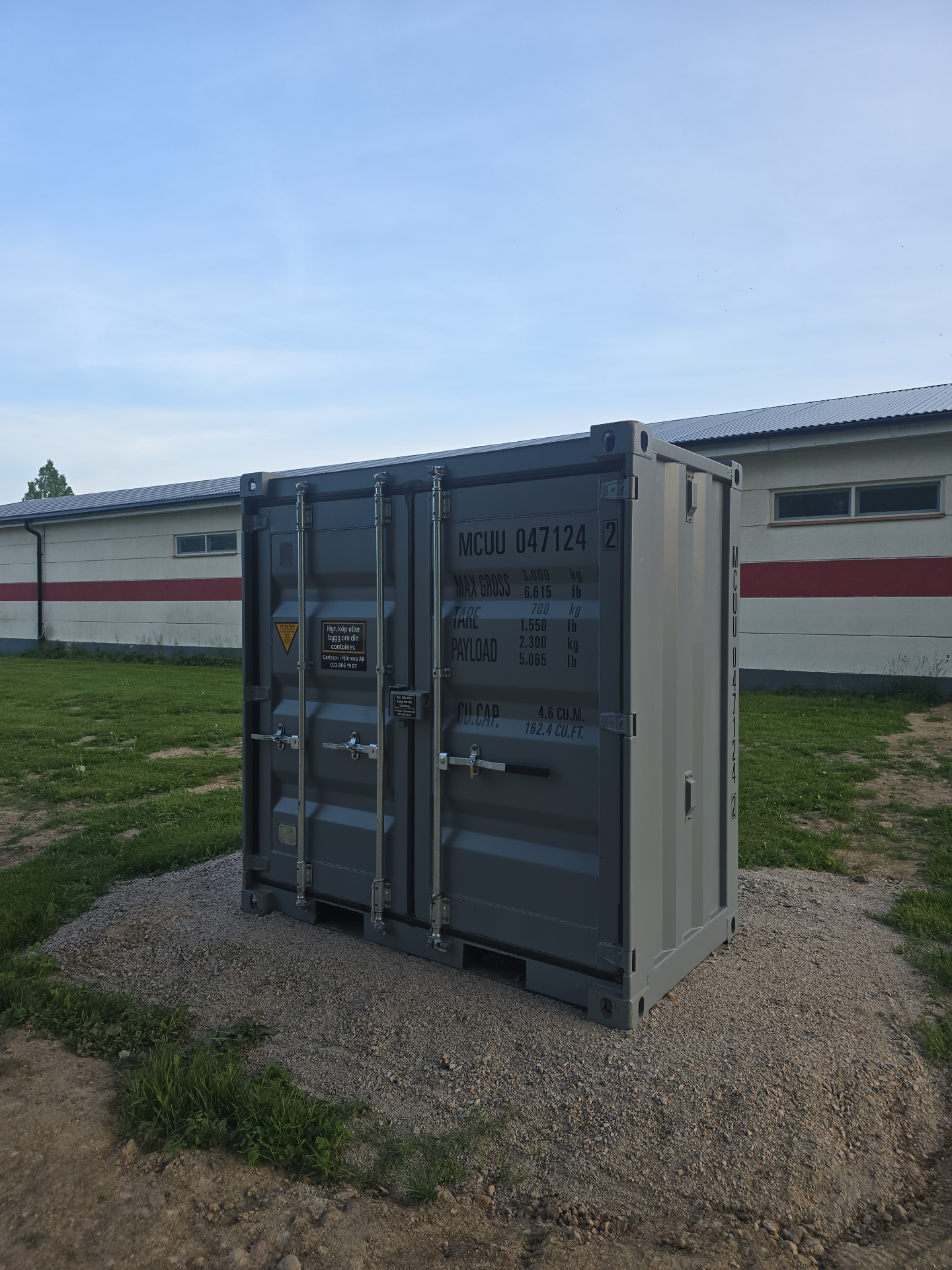 Container förberedd för två 78 kWh PWRTech-batterier